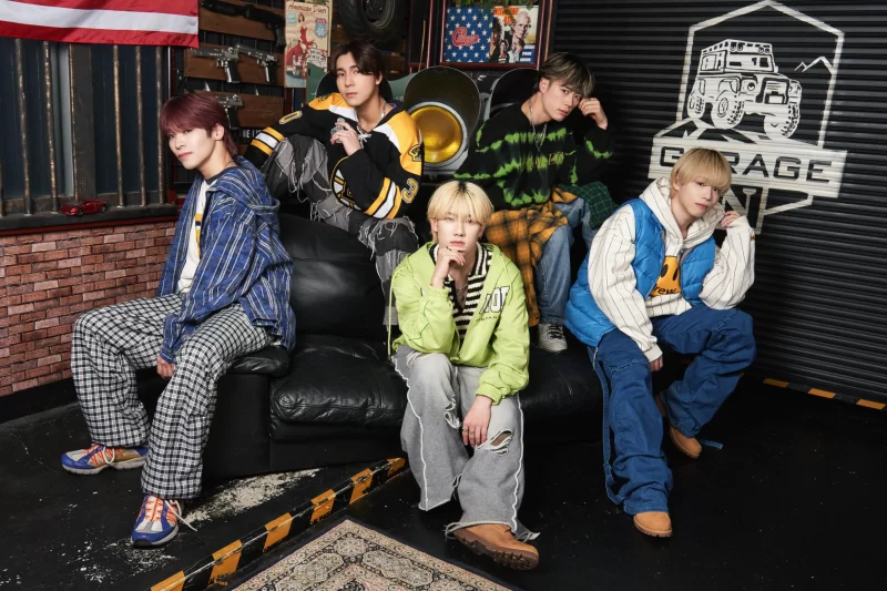 WhoAreYou? 1stミニアルバムリリース記念ワンマンツアー